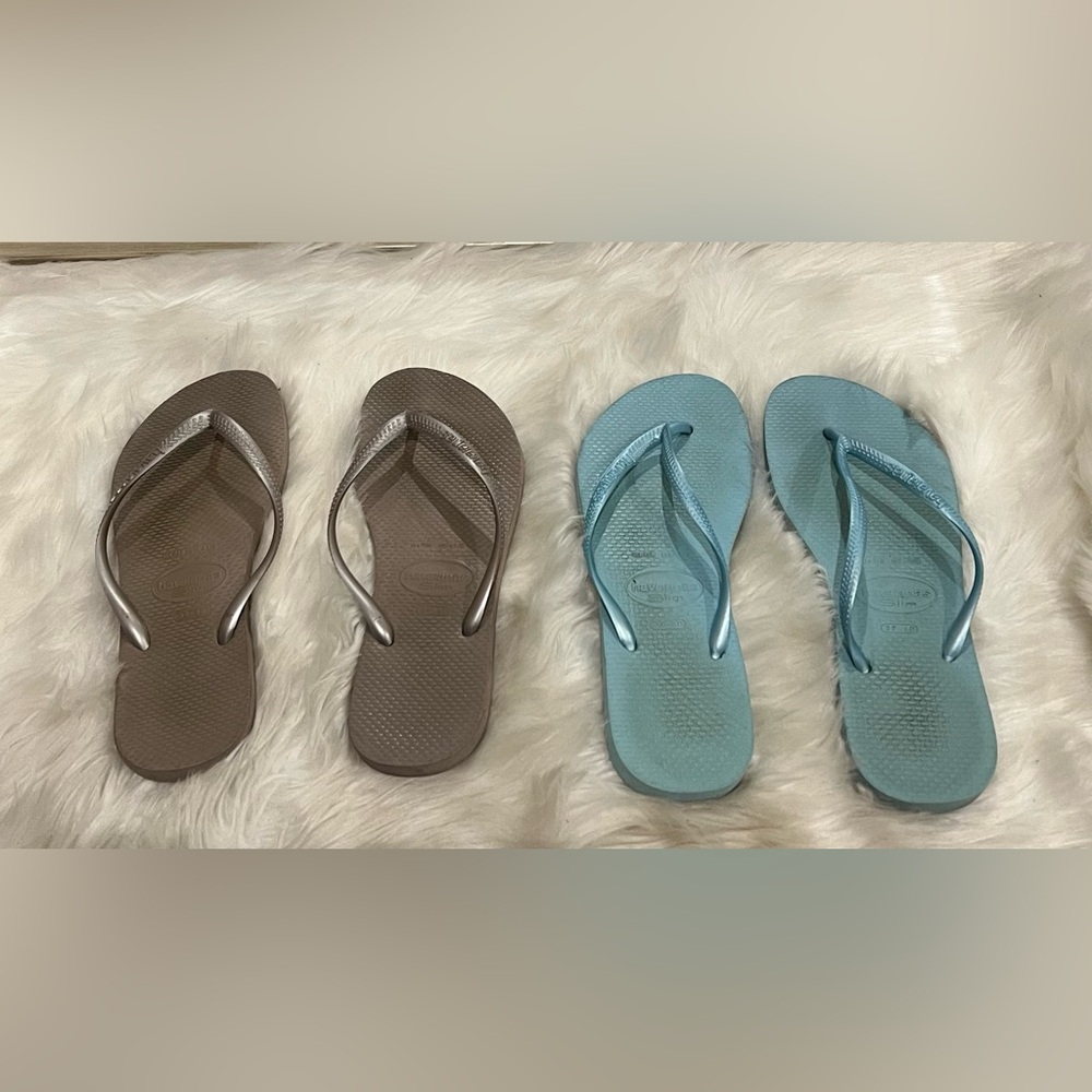 Havaianas flip flops set of 2